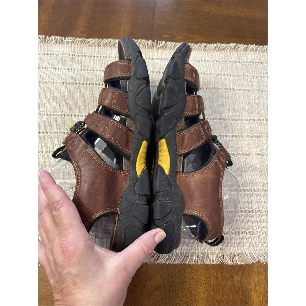 Keen Daytona 2 Men's Leather Hiking Walking Sandals Bison Brown 9.5 Waterproof